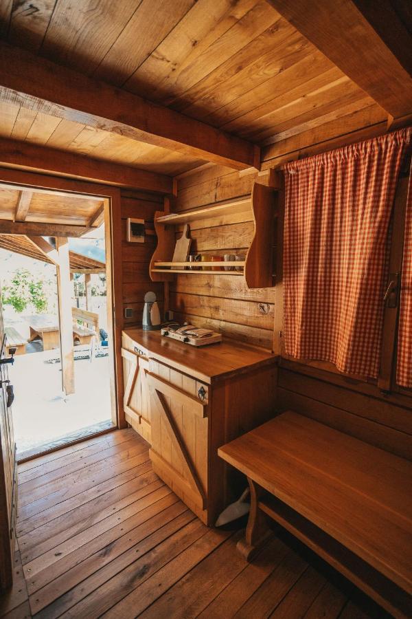 River Huts Zrmanja Obrovac Ngoại thất bức ảnh