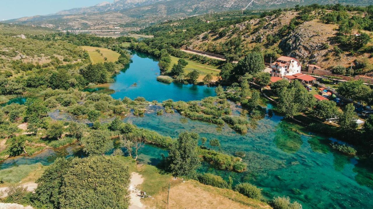 River Huts Zrmanja Obrovac Ngoại thất bức ảnh