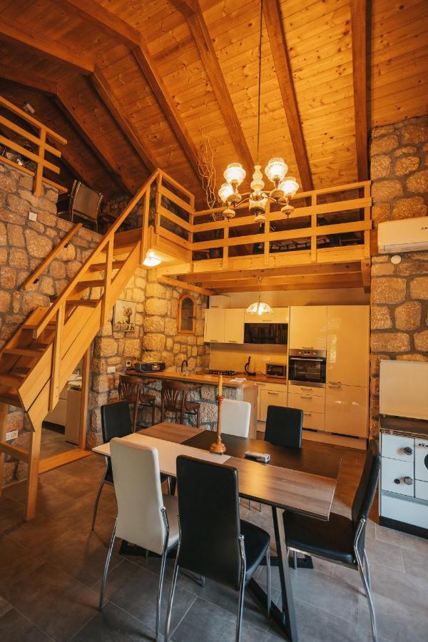 River Huts Zrmanja Obrovac Ngoại thất bức ảnh