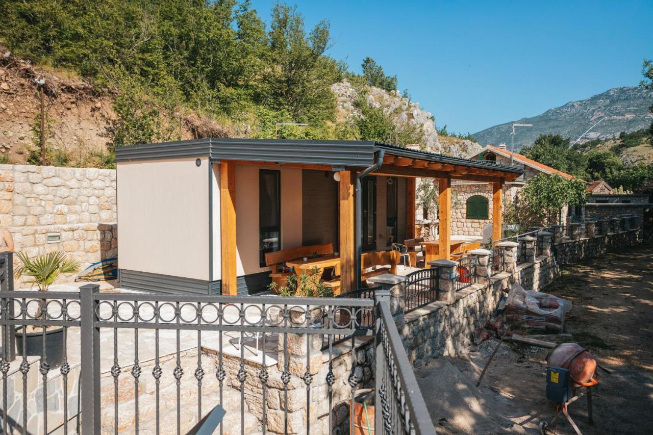 River Huts Zrmanja Obrovac Ngoại thất bức ảnh