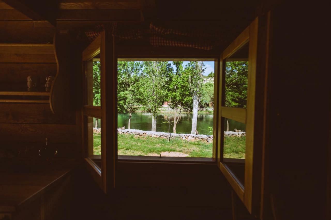 River Huts Zrmanja Obrovac Ngoại thất bức ảnh